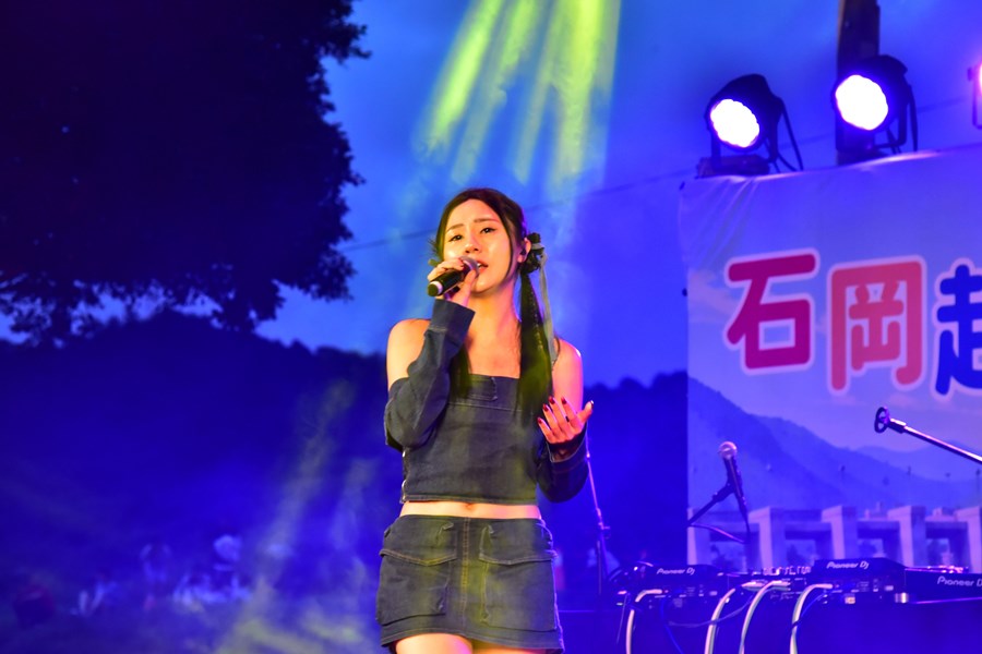 吳雨璇表演